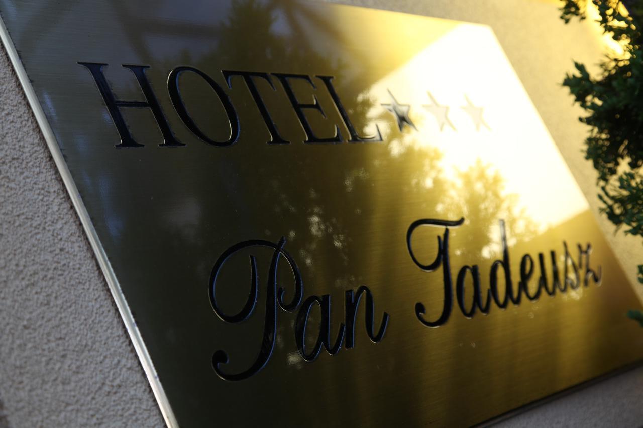 Hotel Pan Tadeusz Serock Zewnętrze zdjęcie